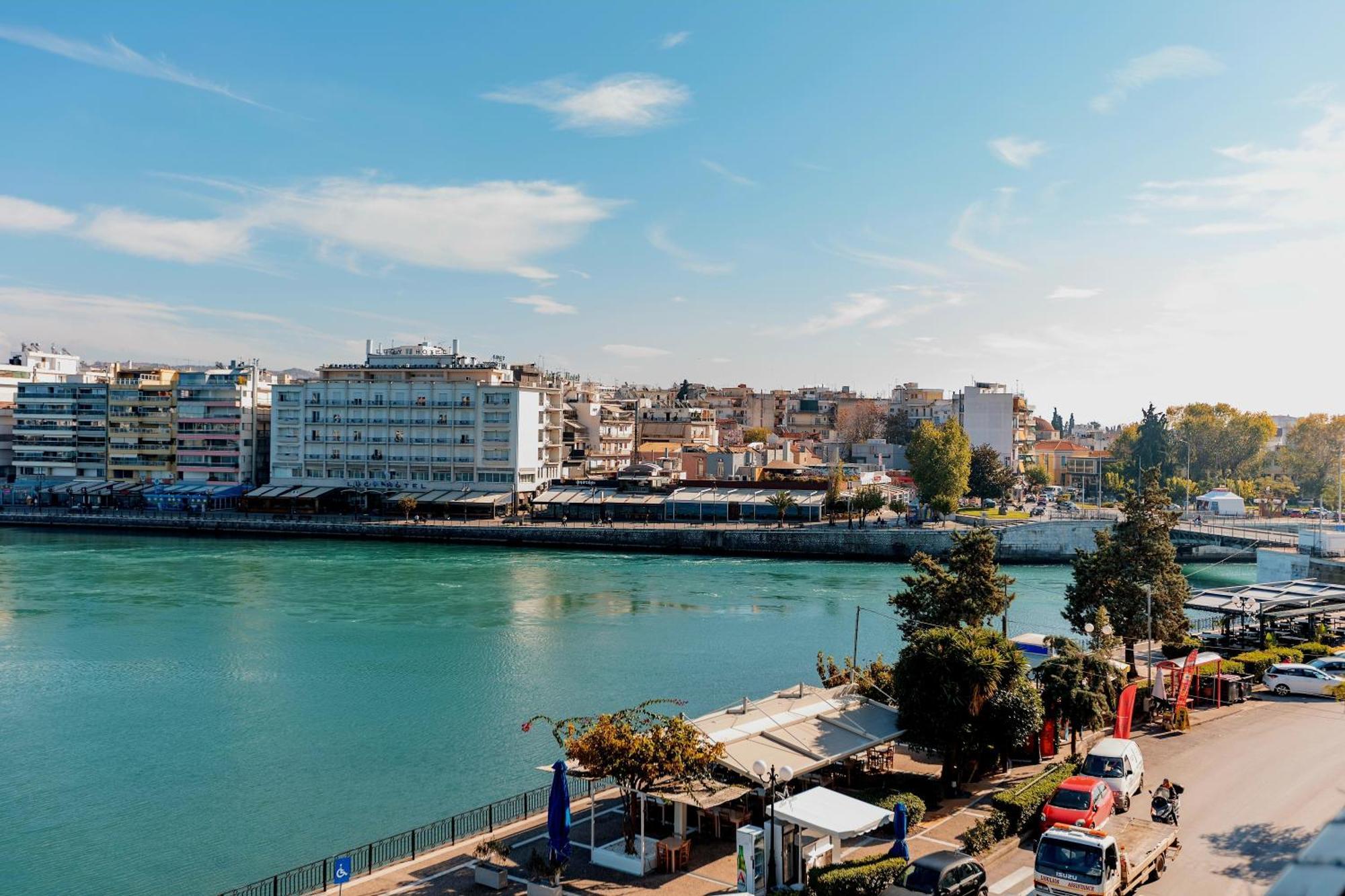 Debbie'S Διαμέρισμα Δίπλα Στο Νερό ! Chalkís Exterior foto